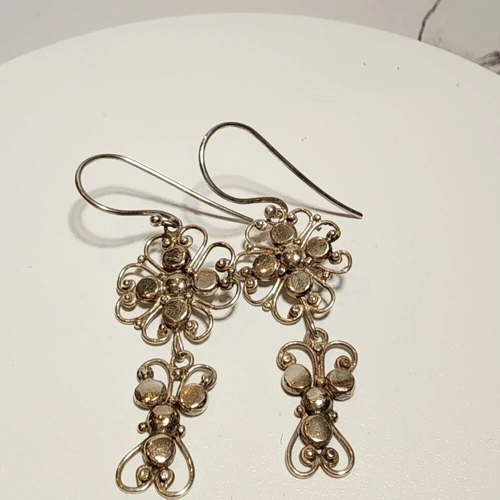 925 Silver Filigree Floral Motif Dangle Earrings